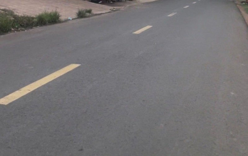 1)	Bán rất gấp nhà mới xây mặt tiền đường ĐT 720 - Quốc lộ 55 cũ tại xã Suối Kiết, Huyện Tánh Linh, tỉnh Bình Thuận